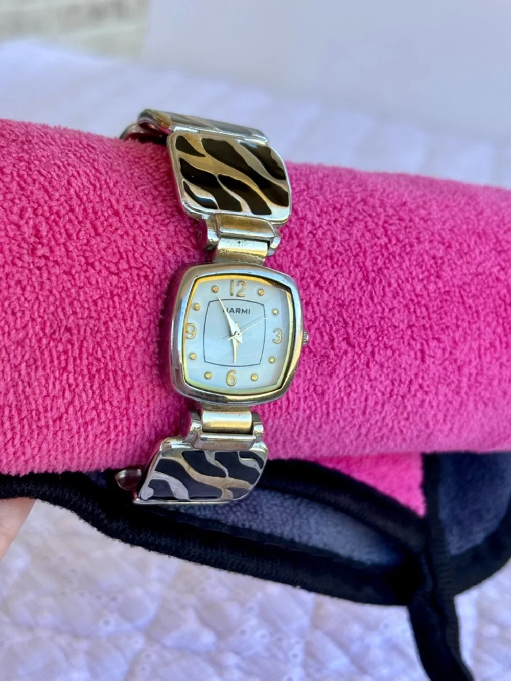 Vintage Narmi Zebra Cuff Watch Silver Black‎ Hinged Bangle New Battery